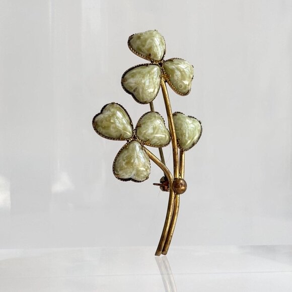 Vintage Jewelry - Green Connemara Marble Shamrock Bouquet Rope Design Gold Vintage Brooch Pin
